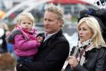 Scheveningen Den Haag 7 april 2012
Heropening Madurodam met oa aanwezig Humberto Tan met vrouw en kinderen Wendy v Dijk en Erland Galjaard met dochter Lizzy en Rob Geus met zijn dochter.
Peter Smulders bv