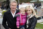 Scheveningen Den Haag 7 april 2012
Heropening Madurodam met oa aanwezig Humberto Tan met vrouw en kinderen Wendy v Dijk en Erland Galjaard met dochter Lizzy en Rob Geus met zijn dochter.
Peter Smulders bv