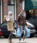 Amsterdam 28 maart 2013
Chantal Janzen met vriend Marco boodschappen aan het doen.
Peter Smulders bv