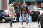 Amsterdam 28 maart 2013
Chantal Janzen met vriend Marco boodschappen aan het doen.
Peter Smulders bv