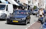Amsterdam 13 april 2013
Chris Luken met een kennis in zijn mercedes cabrio.
Peter Smulders bv