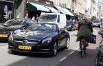 Amsterdam 13 april 2013
Chris Luken met een kennis in zijn mercedes cabrio.
Peter Smulders bv