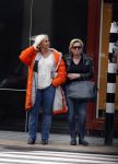 Amsterdam 13 april 2013
Connie Breukhoven met een vriendin op de pc hoofstraat.
Peter Smulders bv