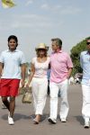 Cannes 19 juli 2004
Hans Breukhoven , Connie Breukhoven en Marvin en Edwin op boulevard van Cannes.
Peter Smulders bv