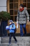 Hamburg 9 april 2013
Damian v d Vaart wordt door de nanny/aupair naar school gebracht
Peter Smulders bv