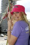 Hilversum 26 juli 2004
Ellemieke Vermolen voor het goede doel : Call for ...
Peter Smulders bv
