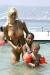 Juan les Pins 23 juli 2004
Estelle Gullit met Joel en Maxim op vakantie
Peter Smulders bv