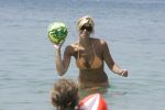 Juan les Pins 23 juli 2004
Estelle Gullit met Joel en Maxim op vakantie
Peter Smulders bv