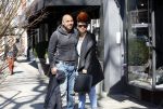 Amsterdam 2 april 2013
Eva Simons met haar vriend dj Sidney Samson op de cornelis schuytstraat bij marlies Dekkers. De winkel wort speciaal voor haar 2 uur gesloten voor andere klanten
Peter Smulders bv