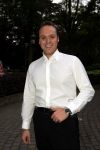 Eindhoven 6 juli 2004
Frans Bauer 14 kg afgevallen.
Peter Smulders bv