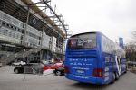 Hamburg 9 april 2013
Spelersbus HSV rijdt weg bij stadion
Peter Smulders bv
