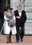 Amsterdam 13 april 2013
Opening Rijksmuseum door koningin Beatrix. Hans Melchers met zijn vrouw
Peter Smulders bv