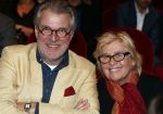 Amsterdam 2 april 2013
Liesbeth List krijgt uit handen van Mies Bouwman de radio Nostalgia ouvre award in het nieuwe de la mar theater. Jeroen en Herma Krabbe
Peter Smulders bv