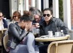 Amsterdam 15 april 2013
Joelle Gullit met vriendje op terras bij joffers en op vespa scooter.
Peter Smulders bv