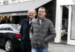 Amsterdam 13 april 2013
Joop van de Ende aan het winkelen op de pc hooftstraat met zijn zoon Vincent.
Peter Smulders bv