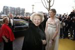 Amsterdam 3 april 2013
Koningin Beatrix bij het 125 jarig bestaan van carre. Directrice Madeleine van der Zwaan van Carre
Peter Smulders bv