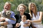 Tavernelle 9 juli 2004
Fotomoment op vakantie bij Prins Willem Alexander Maxima en prinses Amalia.  
Peter Smulders bv