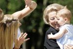 Tavernelle 9 juli 2004
Fotomoment op vakantie bij Prins Willem Alexander Maxima en prinses Amalia.  
Peter Smulders bv