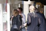 Amsterdam 17 april 2013
Lieke v Lexmond en Mark v Eeuwen groeten elkaar op terras bij Joffers. Mark zat er met een vriend en Lieke kwam daar met haar manager Frank Wisse.
Peter Smulders bv