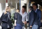 Amsterdam 17 april 2013
Lieke v Lexmond en Mark v Eeuwen groeten elkaar op terras bij Joffers. Mark zat er met een vriend en Lieke kwam daar met haar manager Frank Wisse.
Peter Smulders bv