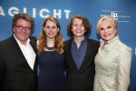 Amsterdam 8 april 2013
Premiere daglicht in Tuschinski. Monique v d Ven met man Edwin de Vries en zoon met schoondochter
Peter Smulders bv