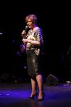 Amsterdam 2 april 2013
Liesbeth List krijgt uit handen van Mies Bouwman de radio Nostalgia ouvre award in het nieuwe de la mar theater. Myrna Goossen
Peter Smulders bv