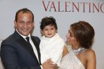 Amsterdam 18 maart 2013
Premiere Valentino in Tuschinski met in de hoofdrollen Najib Amhali Elise Schaap Johnny de Mol en Yolanthe Sneijder Cabau. Najib met zijn vrouw Niama en zoontje
Peter Smulders bv