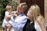 Tavernelle 9 juli 2004
Fotomoment op vakantie bij Prins Willem Alexander Maxima en prinses Amalia met hond mac 
Peter Smulders bv