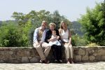 Tavernelle 9 juli 2004
Fotomoment op vakantie bij Prins Willem Alexander Maxima en prinses Amalia met hond mac 
Peter Smulders bv