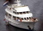 Porte Ercole 8 juli 2004
Prinses Irene Prinses Margriet en Prins Floris met Aimee op de Jumbo VI
Peter Smulders bv