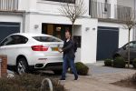 Hamburg 9 april 2013
Rafael v d Vaart en Sabia Boulahrouz bij zijn en haar huis.
Peter Smulders bv