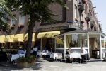 Amsterdam 29 juli 2004
Restaurant Bellavista waar Eric Peute problemen heeft gehad nadat hij niet betaald heeft
Peter Smulders bv