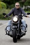 Westervoort 2 juli 2004
Rob de Nijs op Harley Davidson
Peter Smulders bv