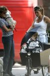 Amsterdam 29 juli 2004
Danielle Overgaag met Tijmen en Fiene in bakfiets en met Simone Kleinsma met hondje
Peter Smulders bv