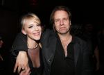 Amsterdam 8 april 2013
Presentatie ring wasteland ontworpen door Stacey Rookhuizen in club NL. Stacey met haar vriend
Peter Smulders bv