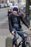 Amsterdam 28 maart 2013
Sven Kramer op zijn fiets in amsterdam zuid.
Peter Smulders bv
