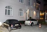 Hamburg 9 april 2013
Auto s ( mini coopers ) voor het huis van Sylvie v d Vaart
Peter Smulders bv