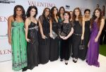 Amsterdam 18 maart 2013
Premiere Valentino in Tuschinski met in de hoofdrollen Najib Amhali Elise Schaap Johnny de Mol en Yolanthe Sneijder Cabau. Yolanthe met moeder schoonmoeder zussen en vriendinnen
Peter Smulders bv