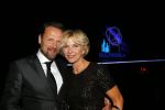 Hilversum 26 maart 2015
Gala stichting hulphond in studio 21.
Job UbbensAnita Witzier met man