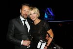 Hilversum 26 maart 2015
Gala stichting hulphond in studio 21.
Job UbbensAnita Witzier met man