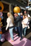 Etten-Leur, 28 Februari 2015
Opening Babyspeciaalzaak 't Gouden Koetsje van Nathalie Dieguez
Opening werd verricht door Barbie ( Samantha v d Plas en Michael v d Plas)