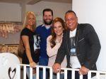 Etten-Leur, 28 Februari 2015
Opening Babyspeciaalzaak 't Gouden Koetsje van Nathalie Dieguez
Opening werd verricht door Barbie ( Samantha v d Plas en Michael v d Plas)