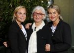Heteren 12 maart 2015
Ladies night bij porsche centrum Gelderland.

Bartina Koeman met moeder en dochter Debbie