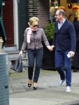 Amsterdam 14 maart 2015
Connie Breukhoven met haar vriend Eugene v Dun op de cornelis schuytstraat