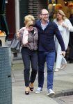 Amsterdam 14 maart 2015
Connie Breukhoven met haar vriend Eugene v Dun op de cornelis schuytstraat