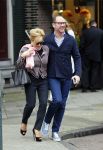 Amsterdam 14 maart 2015
Connie Breukhoven met haar vriend Eugene v Dun op de cornelis schuytstraat