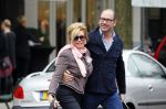 Amsterdam 14 maart 2015
Connie Breukhoven met haar vriend Eugene v Dun op de cornelis schuytstraat