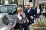 Amsterdam 14 maart 2015
Connie Breukhoven met haar vriend Eugene v Dun op de cornelis schuytstraat