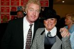 Amsterdam 17 decmber 2001

Princess kerstborrel in het Grace Theater.
Corry v Gorp en Andre v Duin

Peter Smulders bv