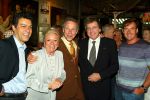 Rotterdam 30 juni 2002

Corry v Gorp 60 jaar surpriseparty
Corry met Jos Brink Frank Sanders Gerard Joling en Lee Towers

Peter Smulders bv